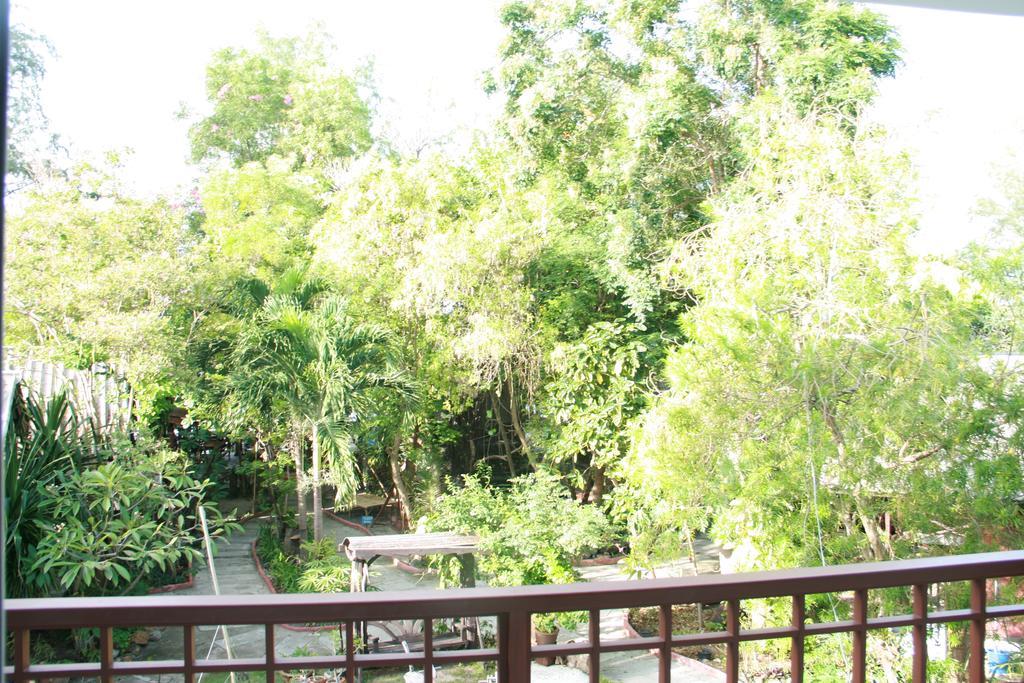 Kirati Beach Resort Choeng Mon Exterior foto